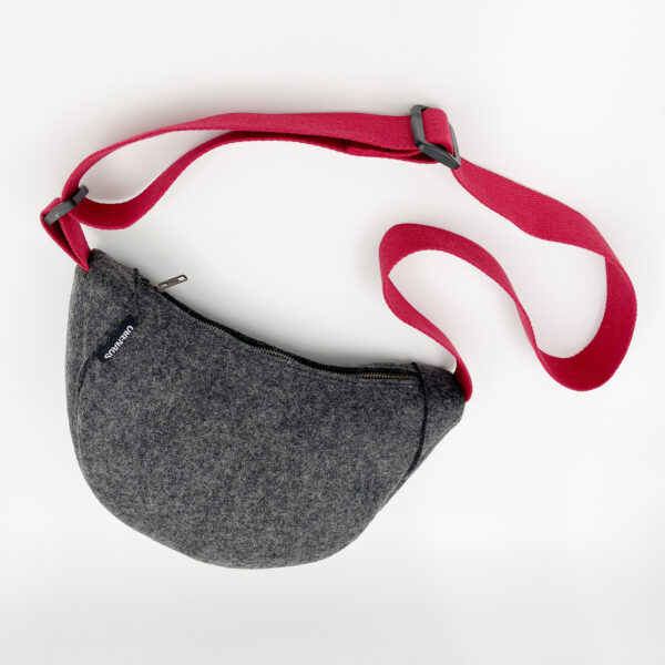 Moonbag – Anthrazit – Gurt Rot